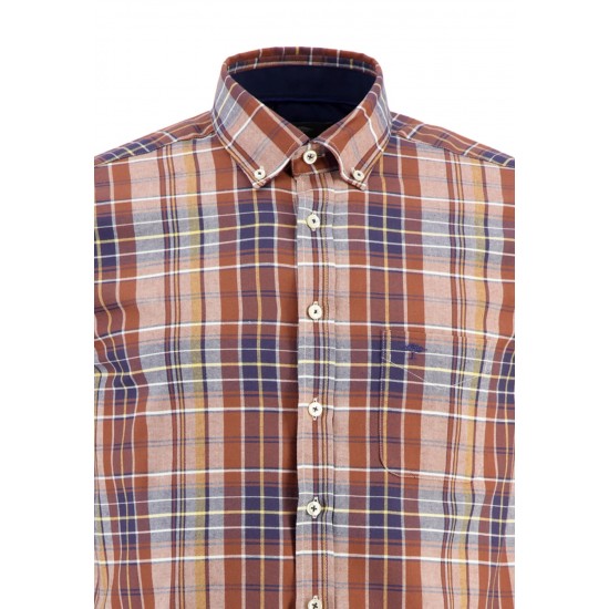 FYNCH HATTON Πουκάμισο casual fit με κουμπί στο γιακά  καφέ